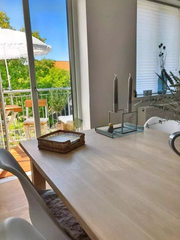 Lys og rummelig lejlighed i Aalborg med altan og gode faciliteter - Foto 4