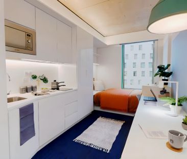 Bronze Studio - Photo 1