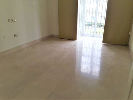 Apartamento de alquiler en Calle 19, 1b, Guadalmina Alta - Photo 2
