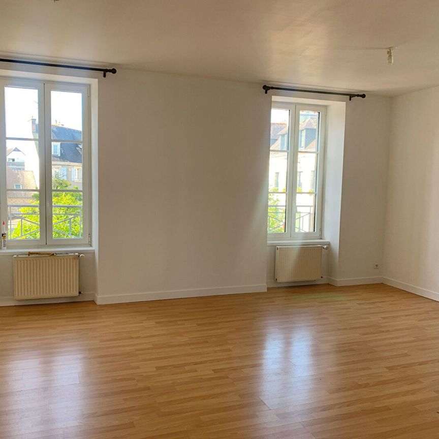 Location Appartement 2 pièces 56m² - Photo 1