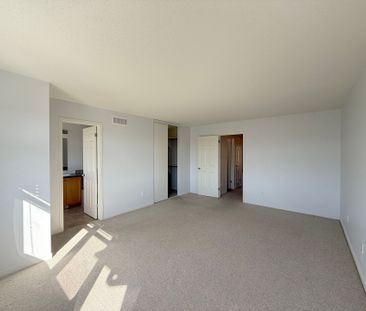 For Lease - 128 Sorento Street, Barrhaven, Ontario - Photo 5