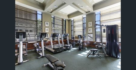 Three Bedroom Apartment in The Observatory Tower - Photo 2