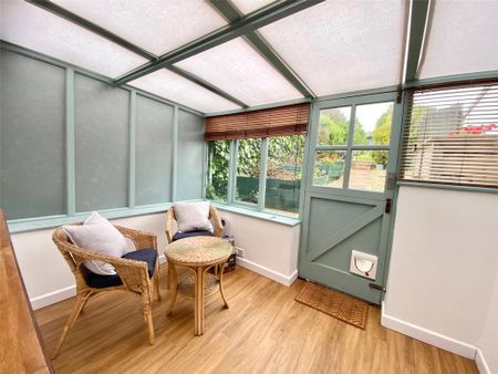 2 bedroom terraced house to rent - Photo 3