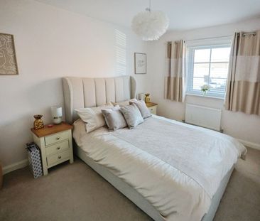 3 bedroom House To Let Total Size: 776 SQ FT - Photo 3