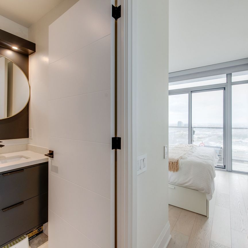 For Lease - 105 The Queensway N/A Unit# 3010, Toronto, Ontario - Photo 1