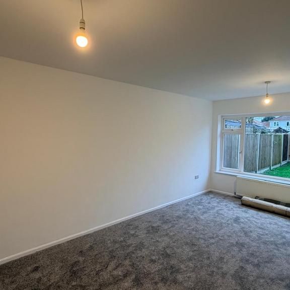 3 bedroom chalet to rent - Photo 1