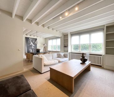 Appartement te huur in Sint-Pieters-Woluwe voor € 1.700 met 1 slaapkamer - Photo 2