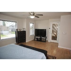 3 Bedroom Den 3 Bath Home North Edmonton - Photo 5
