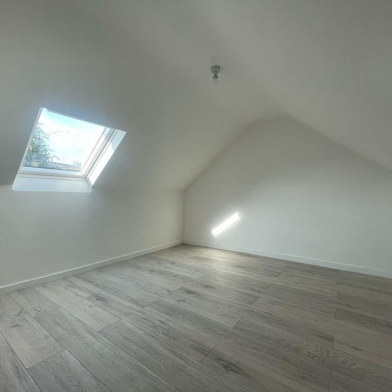 3 bedroom semi-detached house to rent - Photo 1