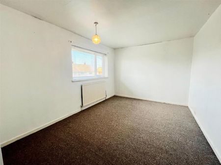 Warrenmor, Leam Lane, Gateshead - Photo 4