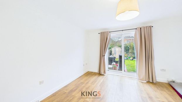 2 bedroom terraced house to rent - Photo 1