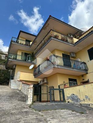 Bilocale in affitto - Photo 1