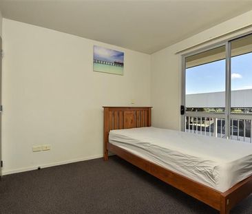 FURNISHED 2- Bedroom - Fabulous and Such a Great Location! - Photo 5