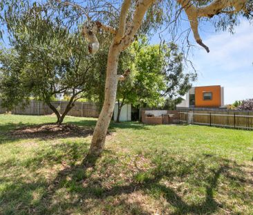 This one has the SCG for a backyard! - Photo 1