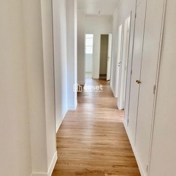 Appartement • Saint James-Général Koenig - Photo 1