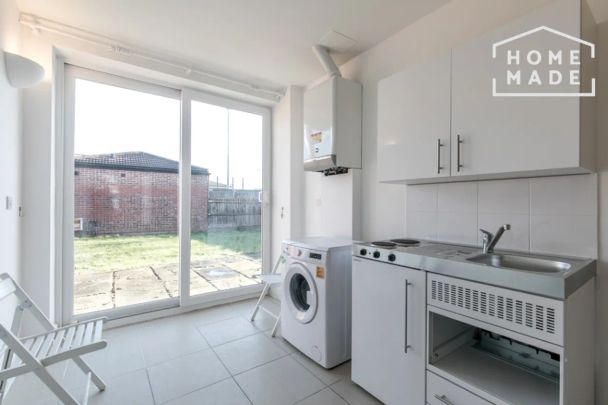 Greenford Avenue, W7 - Photo 1
