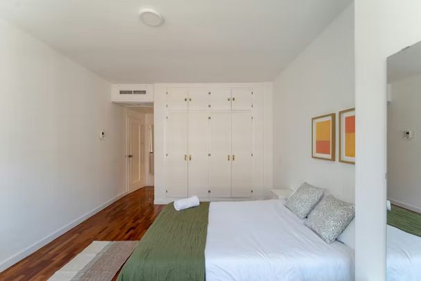 Calle de Sor Ángela de la Cruz, Madrid, Community of Madrid 28020 - Photo 1