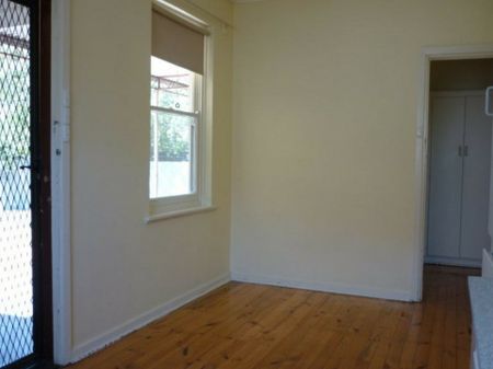 Convenient Living in the Heart of Findon - Photo 3