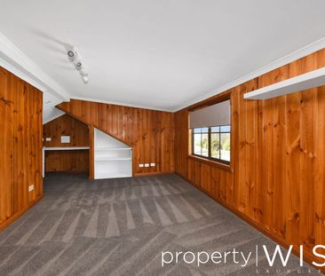 Charming Cormiston - Photo 1