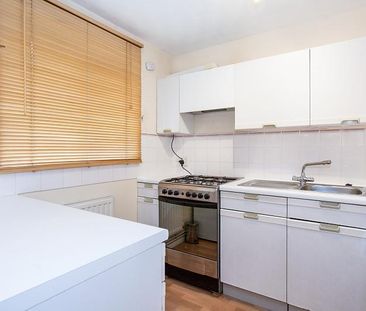 1 bedroom property to rent - Photo 1