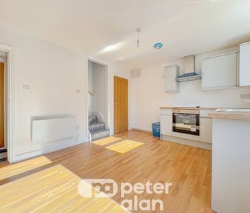 Broadway, Splott, Cardiff - Photo 6