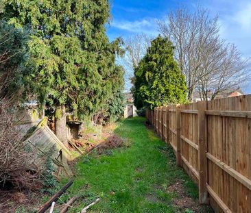 (s) Cauldwell Hall Road , Ipswich, IP4 - Photo 5