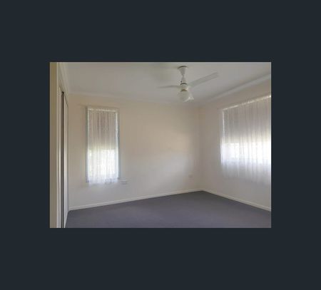 6/5 Williams, Svensson Heights, Qld 4670 - Photo 4
