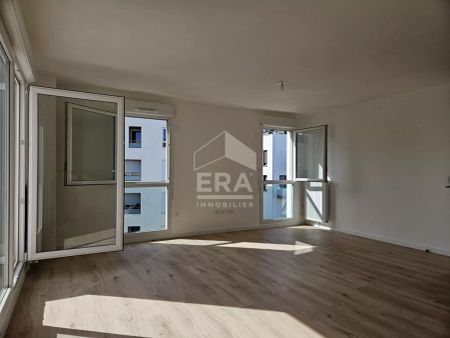 Grand appartement F4 avec 2 balcons et 2 places de parkings - Photo 2