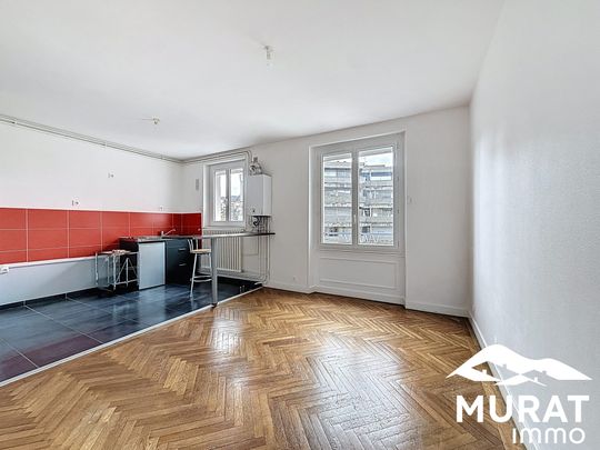 Location Appartement 2 pièces 43m² CHAMALIERES 63400 - Photo 1