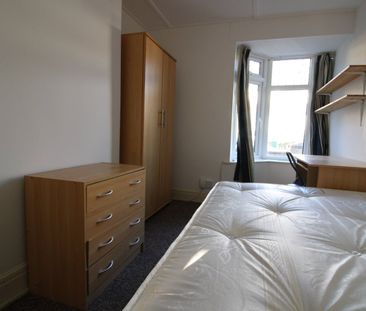 Room in a Shared House, Roedale Road, BN1 - Photo 6