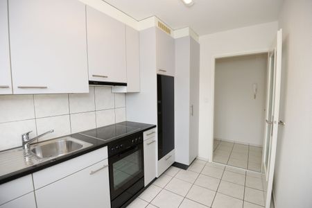 Cozy 3-bedroom apartment – ideal for commuters - Photo 2