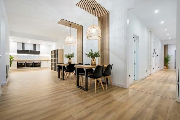 Ronda de Sant Pere, Barcelona, Catalonia 08010 - Photo 1