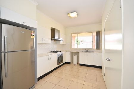 Oversize Family Home!! - Photo 5