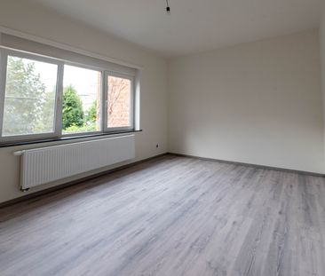 Opgefrist appartement met 2 slaapkamers - Foto 4