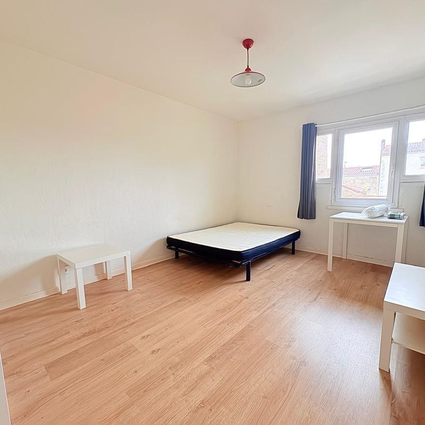 Location Appartement 1 pièce 34m² BORDEAUX 33800 - Photo 1