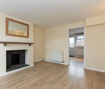 Coronation Street, Macclesfield, Cheshire, SK11 - Photo 3