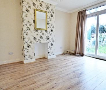 2 bedroom ground floor maisonette to rent - Photo 2