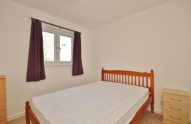 1 bedroom end of terrace house to rent - Photo 1