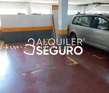 Alquiler de piso en Calle la Unión Mercantil - Photo 2