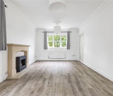 Modernised and particularly well presented 3 bedroom detached house... - Photo 6
