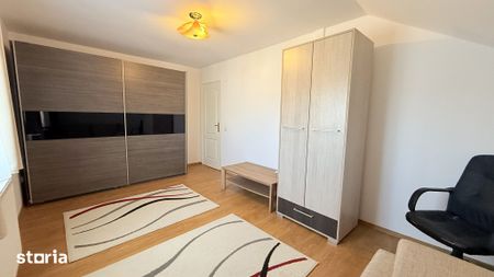 Inchiriez apartament cu 3 camere, pe 2 nivele in Sangeorgiu de Mures - Fotografie 5