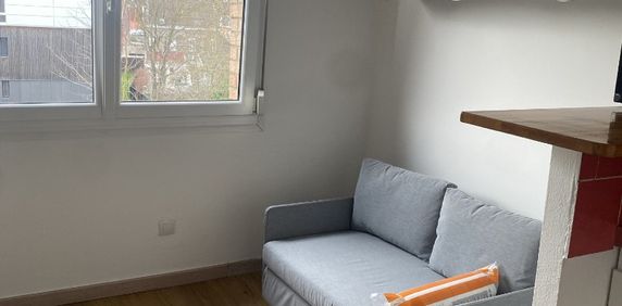 Location Appartement 1 pièce 15m² DOUAI 59500 - Photo 2