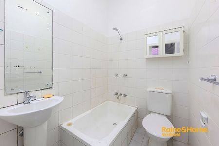 Three-Bedroom Home Only Minutes from Strathfield Station - Photo 5
