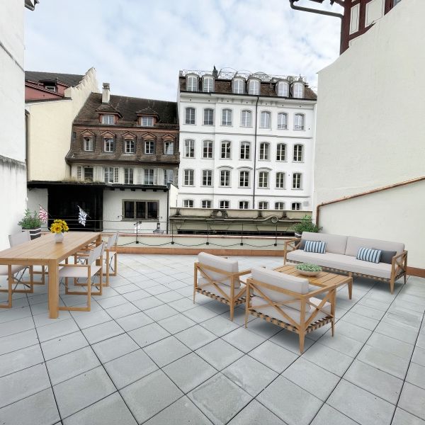 ERSTVERMIETUNG: Terrassentraum im Herzen der Stadt! - Photo 1