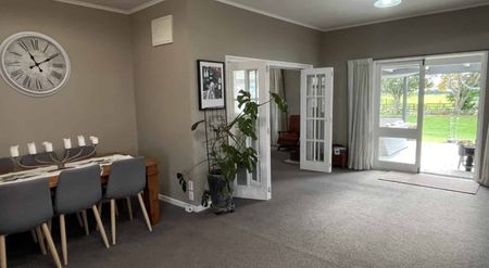 Rural retreat with room to roam - Photo 5