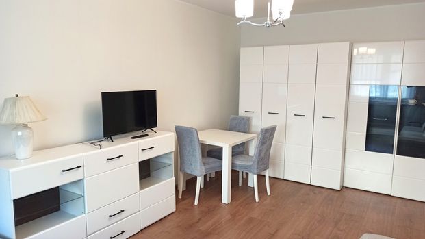 Dwupokojowe na Wildzie - po kapitalnym remoncie - - Zdjęcie 1