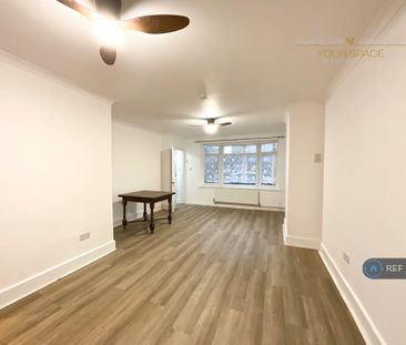 2 bedroom semi-detached house to rent - Photo 2