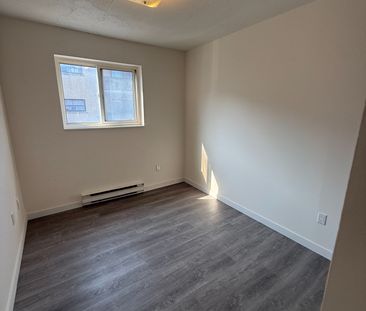 For Lease - 555 Oxford Street Unit# 207, Oshawa, Ontario - Photo 1