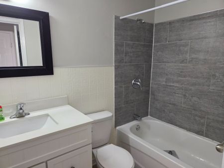 For Lease - 8800 Willoughby Drive Unit# 308, Niagara Falls, Ontario - Photo 5