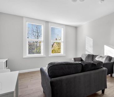 Apt 2, 56 Myrtlefield Park, Belfast, BT9 6NF - Photo 3